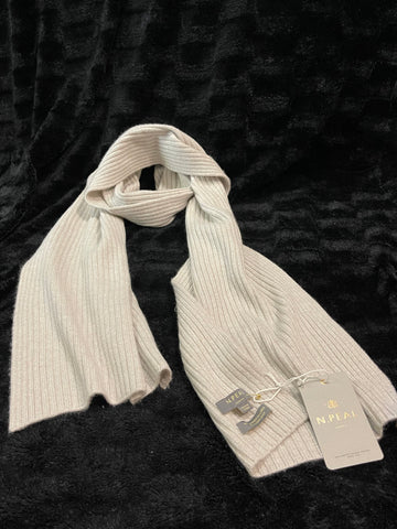 Designer "N. Peal" (London) Ecru Sparkle Cashmere Ribbed Scarf