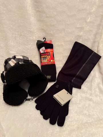 “Keep Warm” Men's Gloves, Scarf, Hat & Socks Set