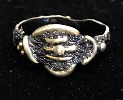 Ring - Tripundra: Existence