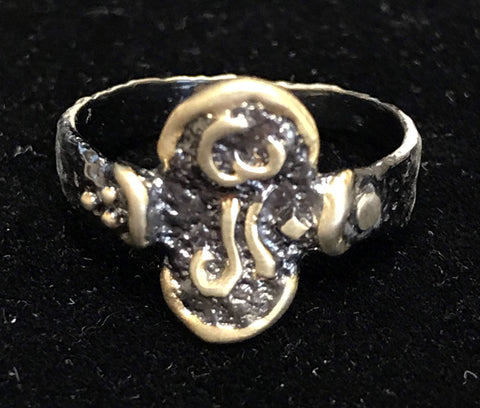 Large Ring - Aum: Awakening