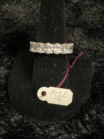 Sterling Silver & CZ 7 Stone Ring size 9
