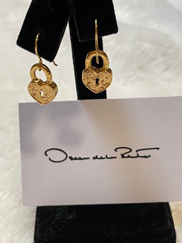 Oscar de la Renta Gold Tone Hammered Earrings